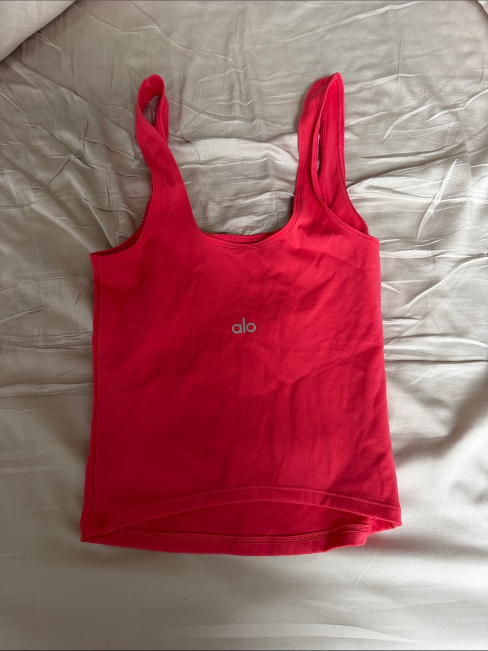 LIKE NEW ALO Yoga Hot Pink Scoop Tank